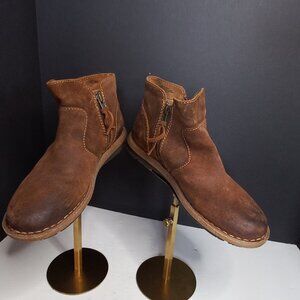 Born Sude Women's Comfort Boots Size 7.5